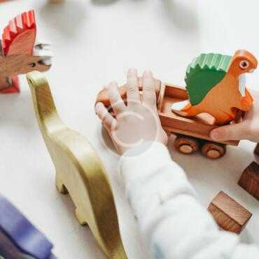 Choosing the right toys for newborn babies